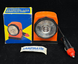 Turuncu Bakalit Gövde, Vintage, Araç Çakmak Girişli Fener - Kerem İthalat Lampmatik Orijinal Kutusunda (Sıfır Ürün) AOB4186 - 1