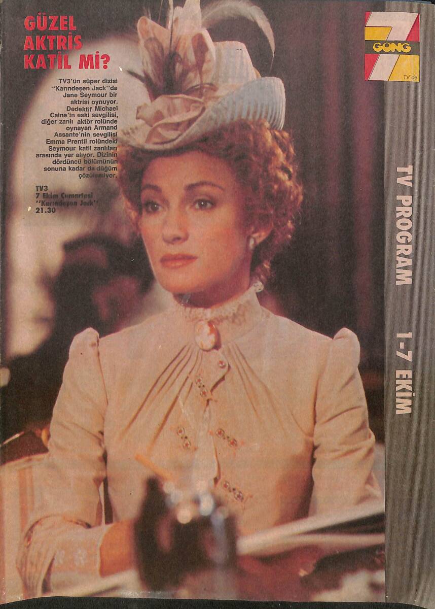 TV'de 7 Gong Dergisi 1-7 Ekim - Emel Sayın'ın Tarık Akan ile Oynadığı Film Yayınlanıyor – Uğur Dündar NDR101912 - 1