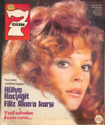 Tv'de 7 Gün Dergisi 22 Mart 1976 Sayı : 13 - Hülya Koçyiğit Filiz Akın'a Karşı - Dostlar Engin Evin'i Unutmadı NDR88609 - Gökçekoleksiyon