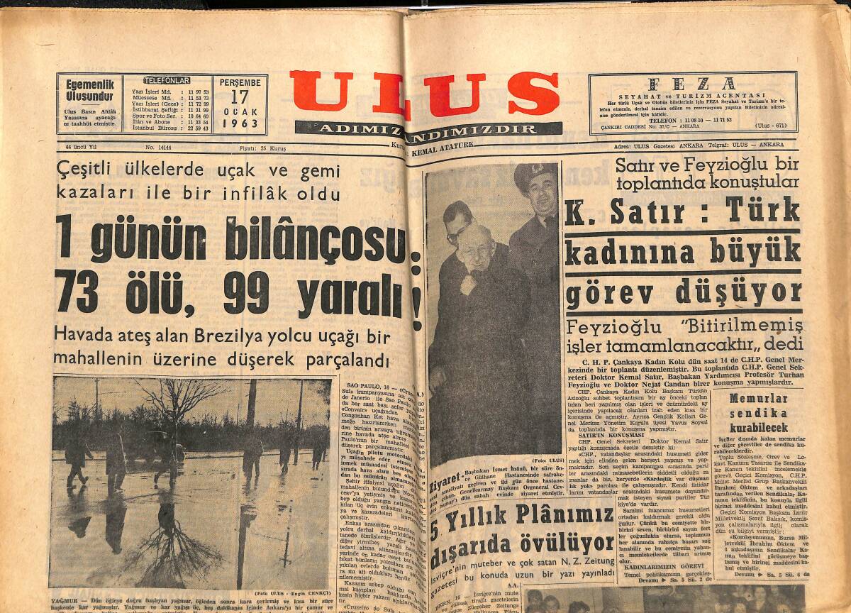 Ulus Gazetesi 17 Ocak 1962 - Gülhane Parkında Flört Serbest - Galatasaray Milan Maçı İçin Prova Yapıyor GZ151591 - 1