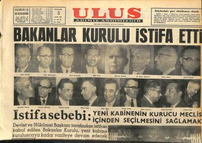 Ulus Gazetesi 5 Eylül 1961 - Bakanlar Kurulu İstifa Etti GZ110117 - 1