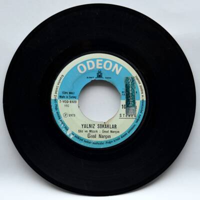 Ünal Narçın - Bir Dağ Masalı PLK3605 - 2