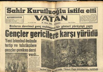 Vatan Gazetesi 10 Ekim 1962 - Gençler Gericilere Karşı Yürüdü GZ78743 - 1