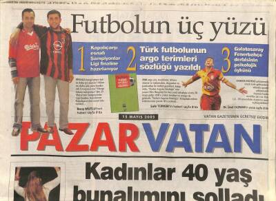 Vatan Gazetesi Pazar Eki 15 Mayıs 2005 - MÜYAPın 2004 Yılı Satış Rakamlarına Göre Serdar Ortaç , 812.500 Sattı Ama Şarkıları Çoktan Unutuldu GZ96723 - 1