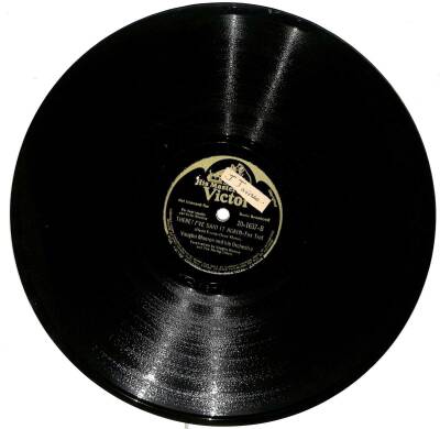 Vaughn Monroe And His Orchestra (1945,Canada, Jazz) – Rum And Coca-Cola There! Ive Said It Again TAŞ PLAK (108.5) PLK18377 - 2