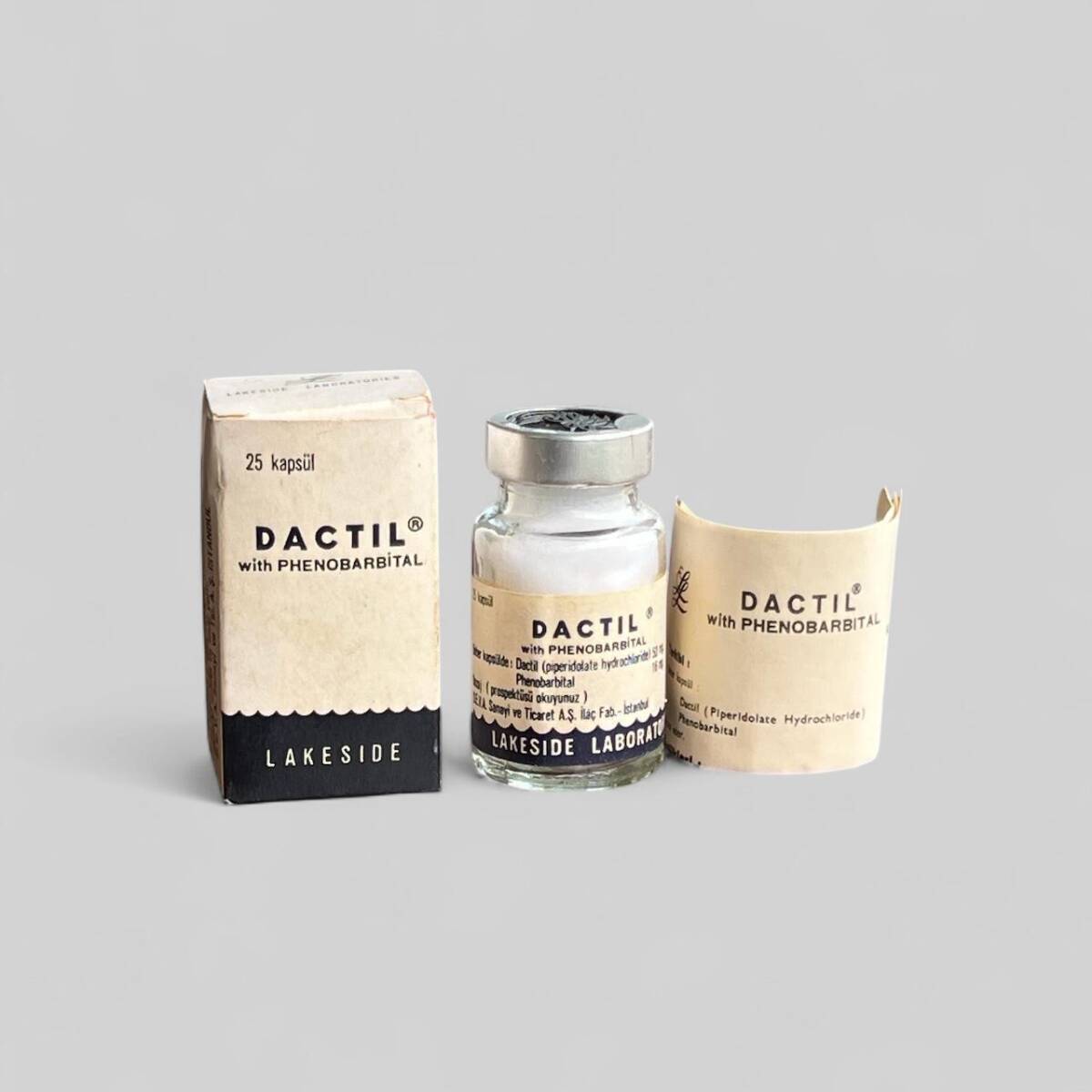 Vintage 1965 Dactıl İlaç Kutusunda Koleksiyonluk Tüketilmez MDL439 - 1