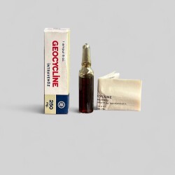 Vintage 1968 Geocycline İlaç Kutusunda Koleksiyonluk Tüketilmez MDL448 - 2