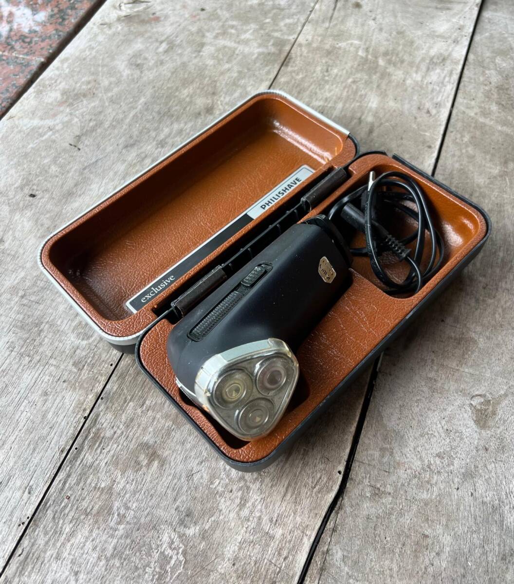 Vintage 1970 PHILIPS PHILIPHAVE Oynar Başlıklı Elektirikli Traş Makinası AOB7518 - 2