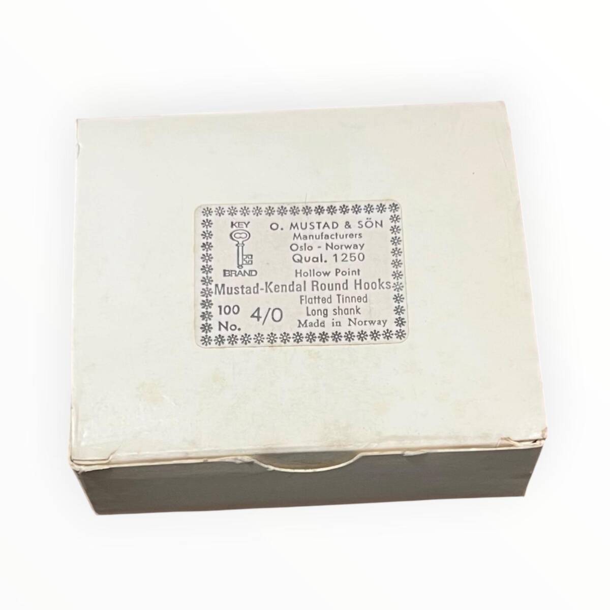 Vintage MUSTAD 4/0 Numara Qual 1250 Olta 100 Adetli Kutu AOB8947 - 1