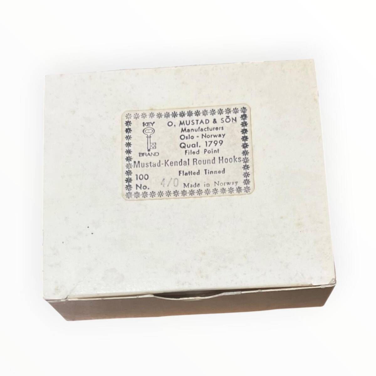 Vintage MUSTAD 4/0 Numara Qual 1799 Olta 100 Adetli Kutu AOB8948 - 1