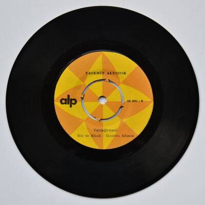 Yasemin Altınok - Bahar Yağmuru (Y)PLK3237 - 2