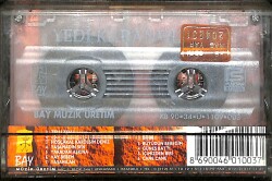 Yedi Karanfil Enstrumantal - Zülfü Livaneli, Ahmet Kaya, Fatih Kısaparmak, Kaset (İkinci El) KST29257 - 2