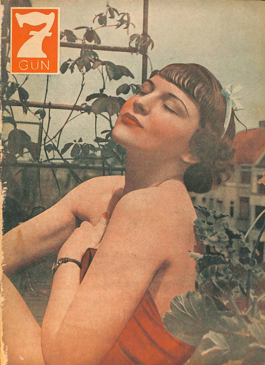 Yedigün Dergisi 1 Kasım 1943 No.556 - Moskova Konferansı - Jean Paul - Goethe - Goethe'nin Torunu NDR93521 - 1