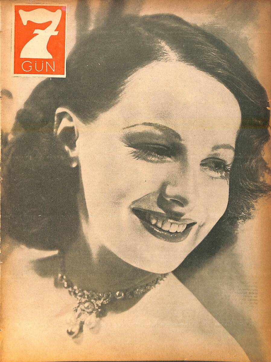 Yedigün Dergisi 2 Ocak 1942 No.461 - Afrika'da İngilizler Hazırlanıyor - Hüseyin Cahit Yalçın - Necmi Yücel - Selim Nüzhet Gerçek NDR95141 - 1