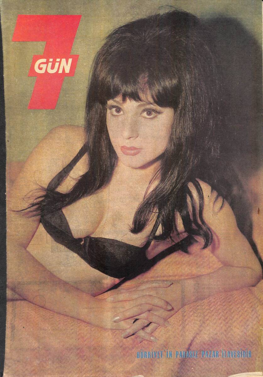 Yedigün Dergisi 27 Nisan 1969 Sayı: 22 - Bülent Ecevit - Rahşan Ecevit - Seher Şeniz - Aysel Tanju - Martha Hyer NDR93338 - 1