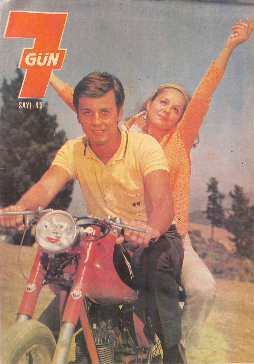 Yedigün Dergisi 5 Ekim 1969 Sayı : 45 - Fatma Karanfil - Cüneyt Arkın - Engin Çağlar - Ava Gardner NDR93328 - 1