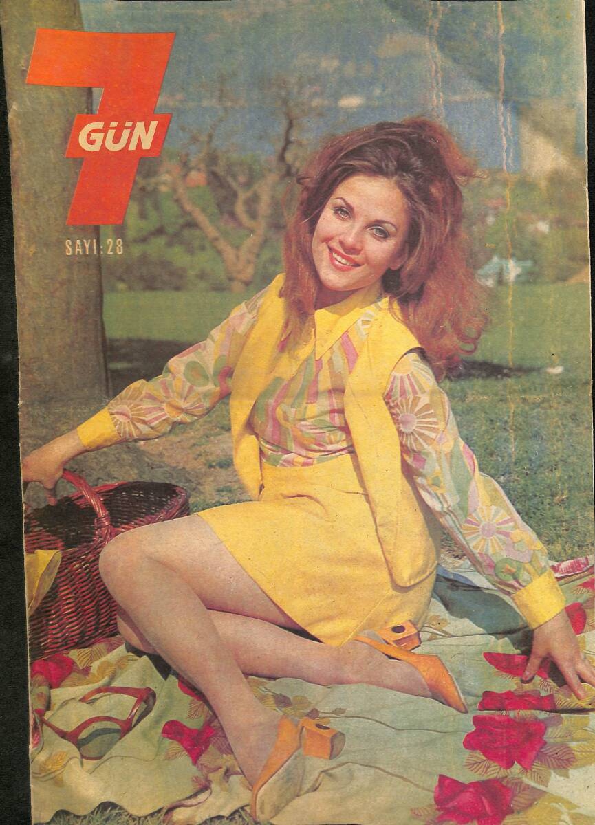 Yedigün Dergisi 8 Haziran 1969 Sayı: 28 - Esen Püsküllü- Claudia Cardinale- Rauf Sezer- Sevim Çağlayan- Ali Kemal Meram- Turhan Taner- Selda Alkor NDR99511 - 1