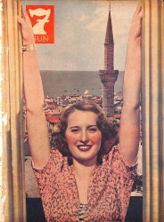 Yedigün Dergisi Kasım 1938 Sayı 301 - Muhittin Üstündağ İstanbul'dan Ayrılırken - Halil Etem NDR94643 - Gökçekoleksiyon