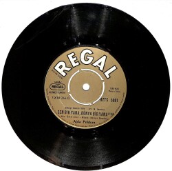 Ajda Pekkan - Sen Bir Yana Dün Bir Yana / İçiyorum Plak (10/6) PLK25023 - Gökçekoleksiyon