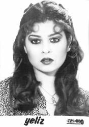 Yeliz Siyah-Beyaz Orta Boy Kartpostal KRT18695 - Gökçekoleksiyon