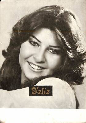 Yeliz Siyah-Beyaz Orta Boy Kartpostal KRT18699 - 1