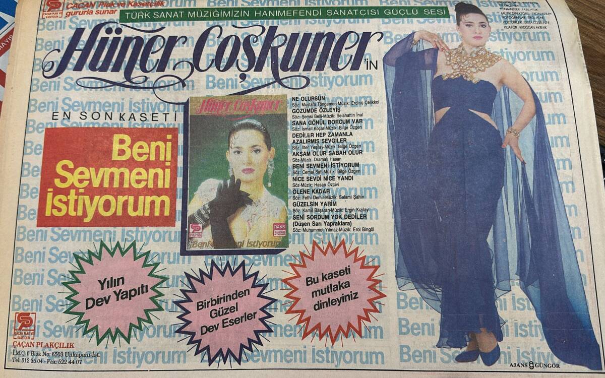 Yeni Asır Gazetesi 14 Mayıs 1990 - Marmaris'te Yat Şenliği - Hüner Coşkuner ' Beni Sevmeni İstiyorum ' Kaset Afişi GZ133590 - 2