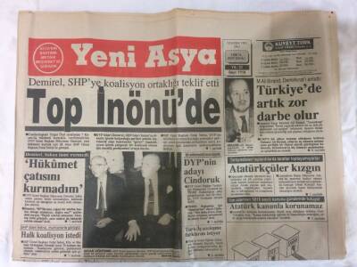 Yeni Asya Gazetesi 12 Kasım 1991 - Yugoslavyada İç Savaş Kızıştı GZ72934 - 1
