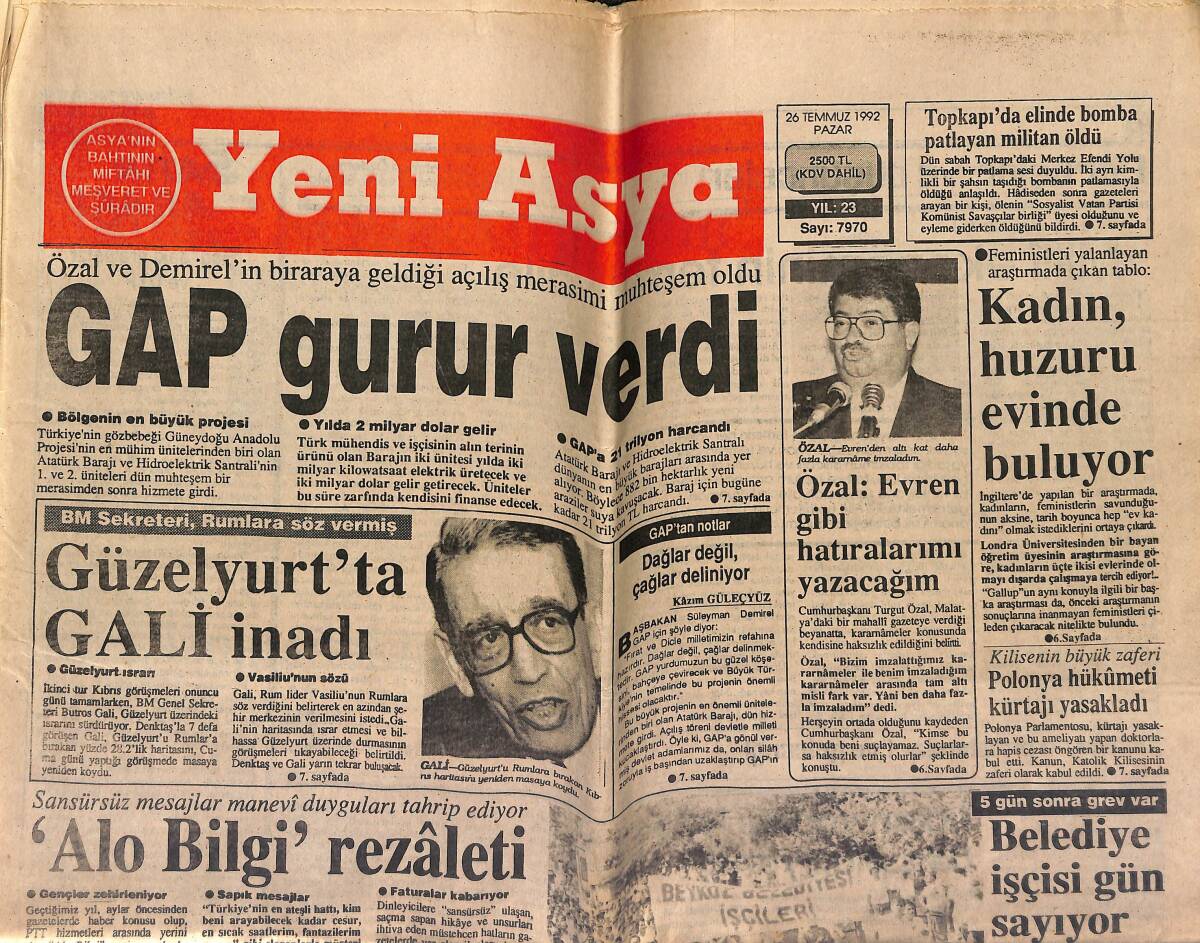 Yeni Asya Gazetesi 26 Temmuz 1992 - Demirel: Basınsız Demokrasi Olmaz - Naim: Rekor Kıracağım GZ153450 - 1