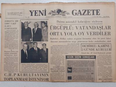 Yeni Gazete - 15 Ekim 1965 - Vatandaşlar Orta Yola Oy Verdiler GZ111873 - 1