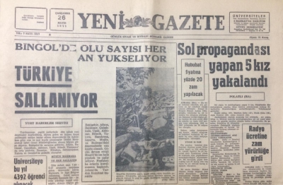 Yeni Gazete 26 Mayıs 1971 - Sol Propagandası Yapan 5 Kız Yakalandı - GZ12326 - 2
