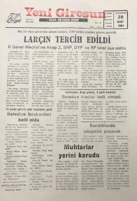 Yeni Giresun Gazetesi 28 Mart 1994 Beş Yıl Önce Görevden Alınan Larçın 1189 Farkla Yeniden Göreve Getirildi GZ25957 - 1