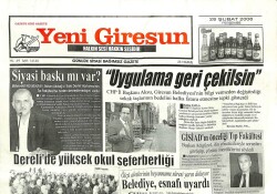 Yeni Giresun Gazetesi 28 Şubat 2008 - AKP Esnafa Türk Bayrağı Rozeti Taktı GZ101957 - 2