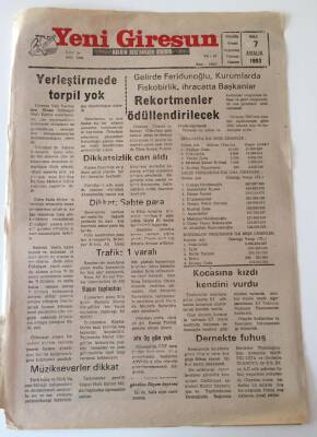 Yeni Giresun Gazetesi 7 Aralık 1993 - Müzik Severler Dikkat GZ10984 - 1