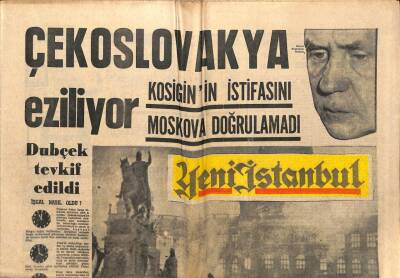 Yeni İstanbul Gazetesi 22 Ağustos 1968 - Pragda Sokak Savaşı Oluyor , Halk İşgal Kuvvetlerine Tükürdü İnekler , Faşistler Diye Haykırdı GZ84709 - 1