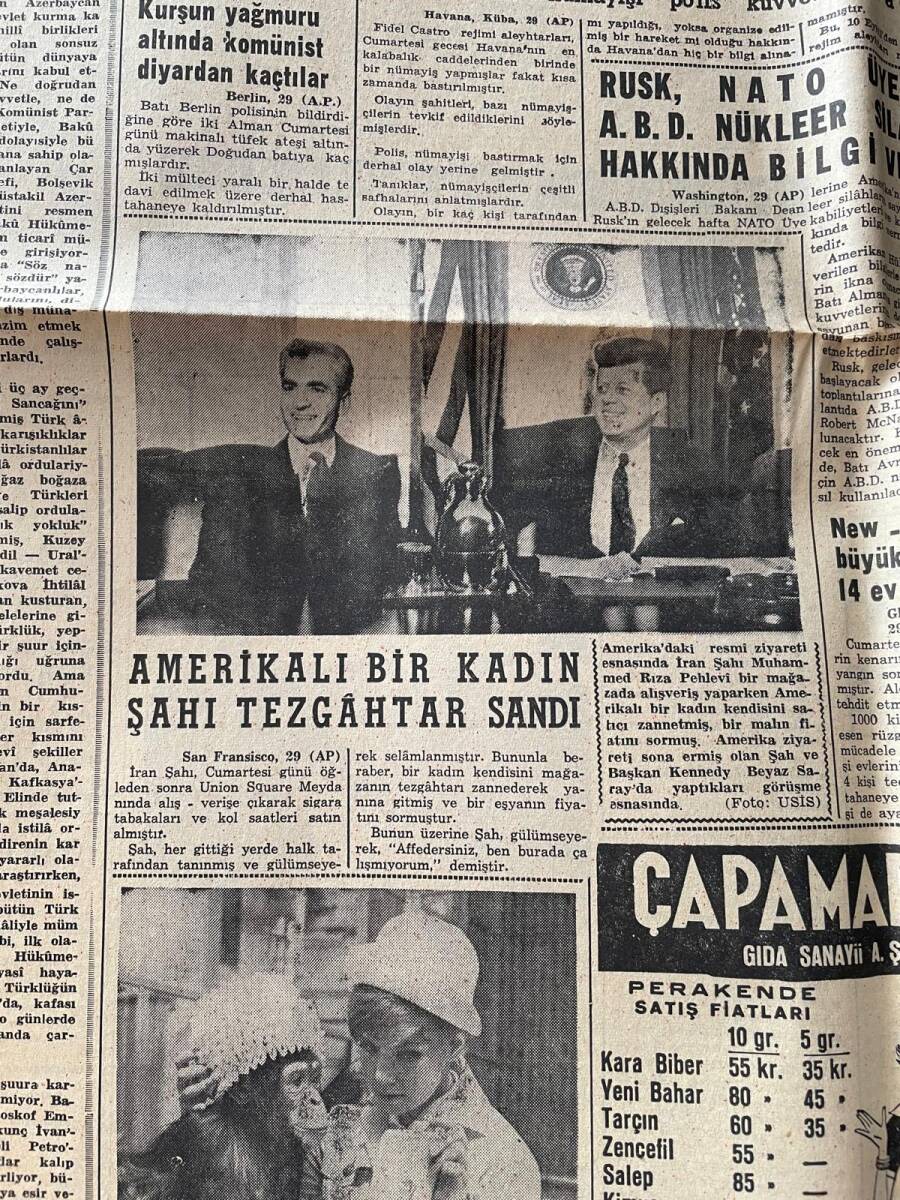 Yeni İstanbul Gazetesi 30 Nisan 1962 - Amerikalı Bir Kadın Şahı Tezgahtar Sandı - Rıza Pehlevi Ve Kennedy GZ148889 - 2