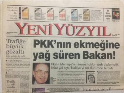 Yeni Yüzyıl Gazetesi 18 Haziran 1995 - PKKnın Ekmeğine Yağ Süren Bakan GZ47749 - 1