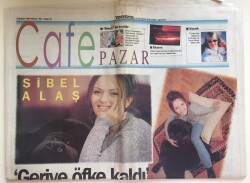 Yeni Yüzyıl Gazetesi 2 Şubat 1997 Yeni Yüzyıl Pazar Gazetesi -Modern Deniz Kızları Hem Mutlu Hem Şık GZ6390 - 2