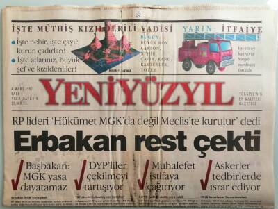 Yeni Yüzyıl Gazetesi 4 Mart 1997 Milli Görüşçüler İran Güdümünde - Erbakan Rest Çekti - GZ44090 - 1