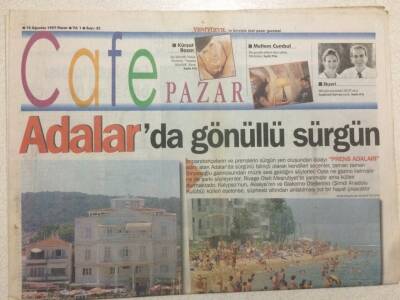 Yeni Yüzyıl Gazetesi Cafe Pazar Eki 10 Ağustos 1997 - Adalarda Gönüllü Sürgün GZ47297 - 1