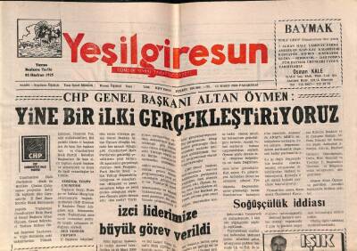 Yeşil Giresun Gazetesi 13 Mart 2000 - Durcan Yaşacana Hemşinlilerde Bir Plaket Veriyor GZ77881 - 1
