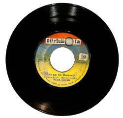 Yıldız Tezcan – Bir Aşk İçin Ölünür Mü & Ne Güzel Yaratmış Seni Yaradan Plak (10/6.5) PLK26912 - 2
