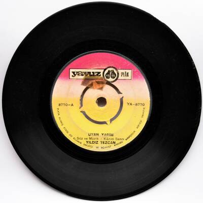 Yıldız Tezcan - Uyan Yarim (107) PLK5704 - 1