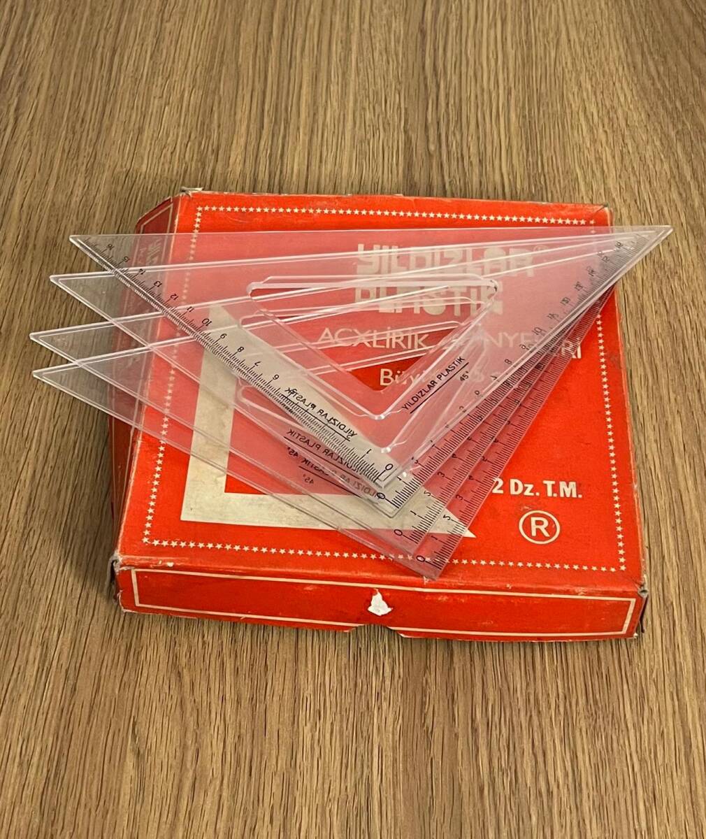 Yıldızlar Plastik Büyük Boy 45cc'lik Gönye. .AOB4831 - 2