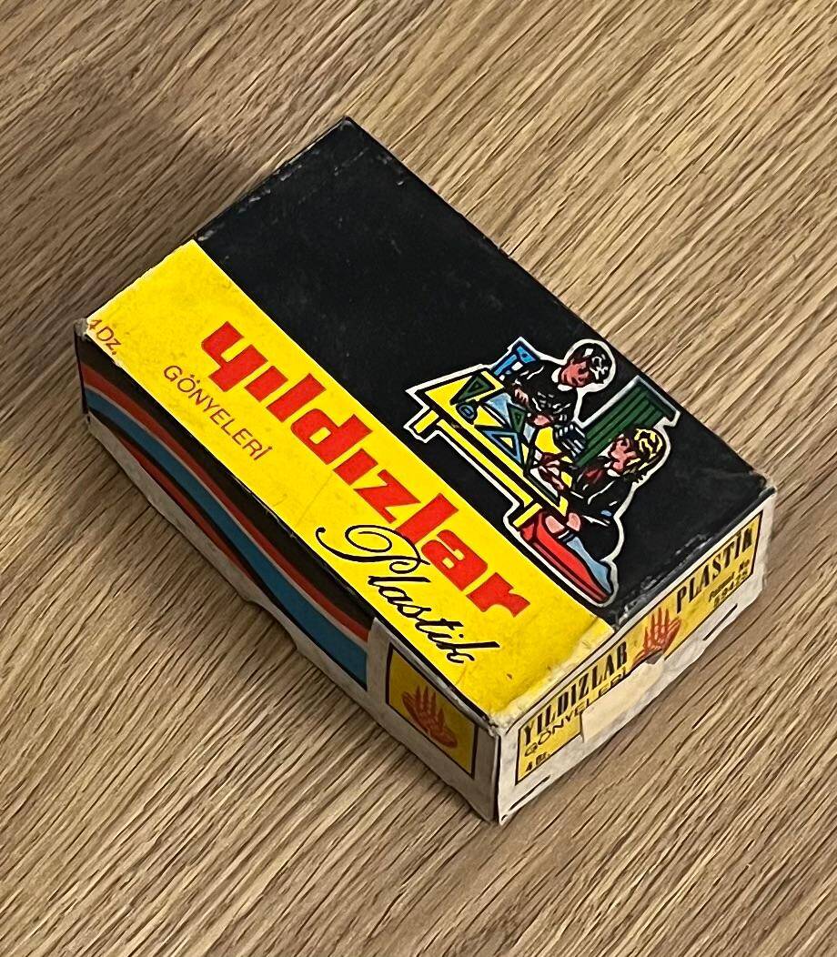 Yıldızlar Plastik Gönyeleri Dolu Kutu AOB4765 - 4