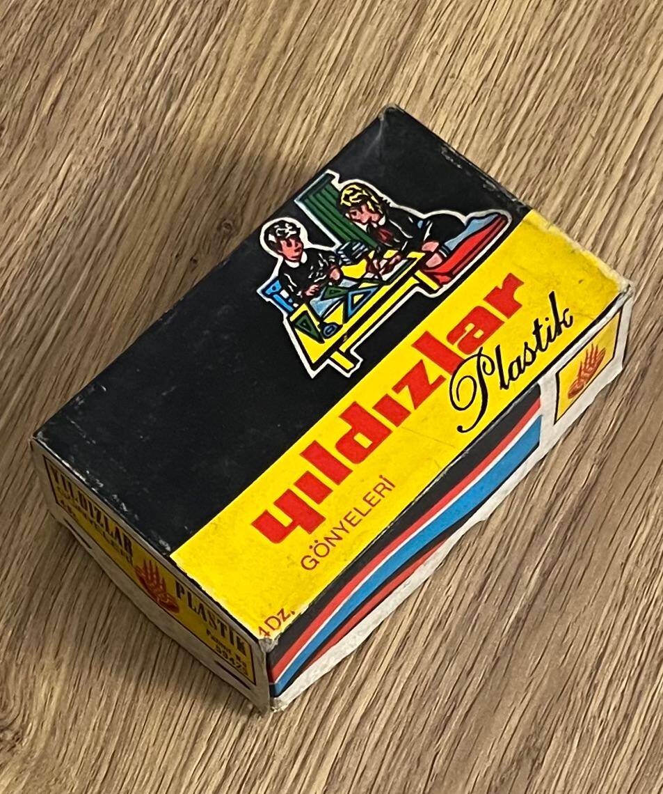 Yıldızlar Plastik Gönyeleri Dolu Kutu AOB4765 - 2