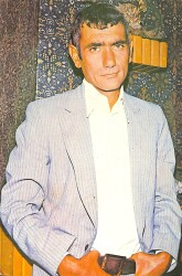 Yılmaz Güney Kartpostal (Küçük Boy) KRT23942 - Gökçekoleksiyon