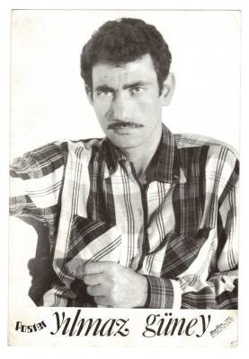 Yılmaz Güney Siyah Beyaz Bella Color Kartpostal KRT260 - 1