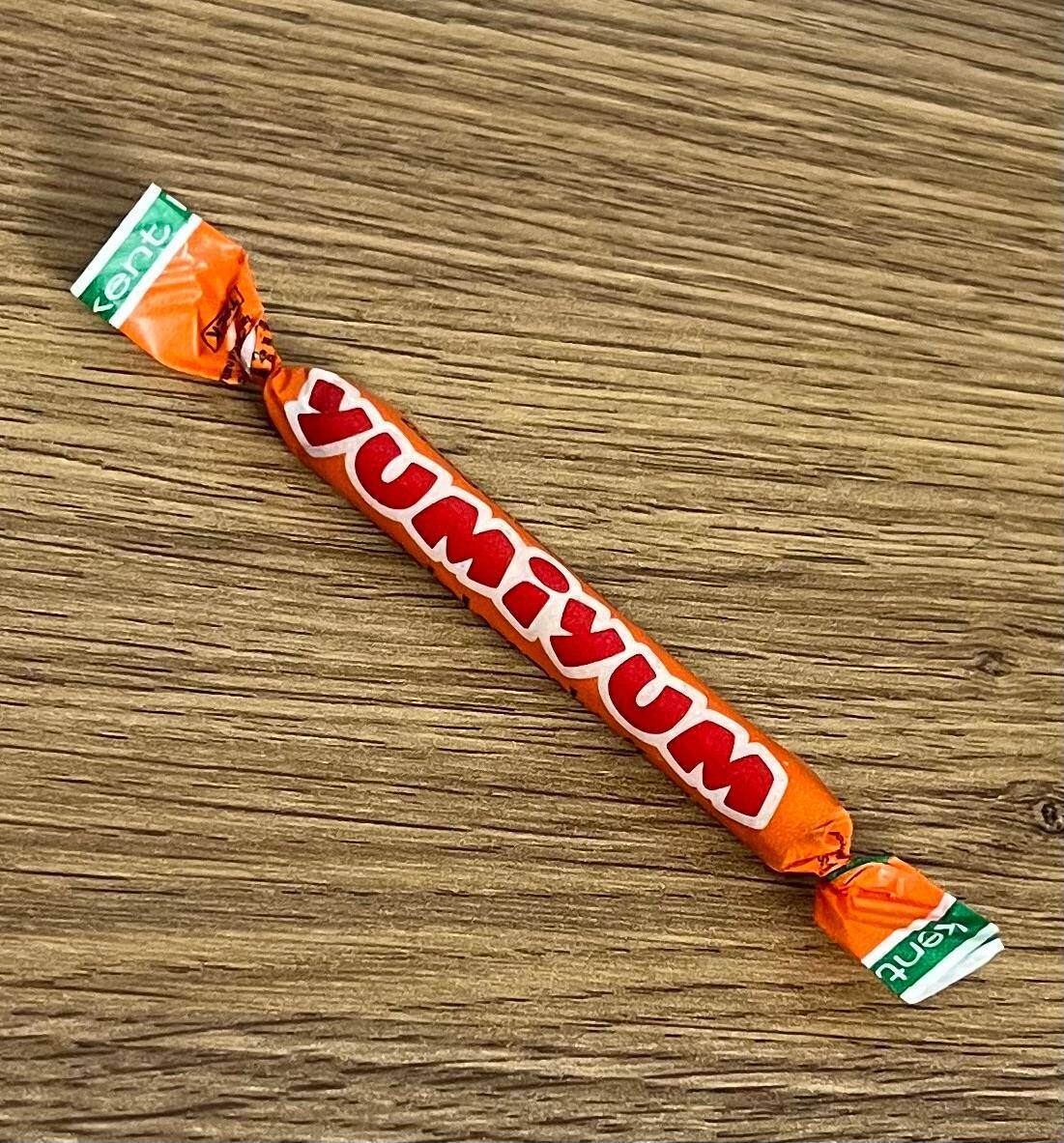 YUMİYUM (KENT ) 1990s Portakal Aromalı Toffe. # SKZ2050 - 1