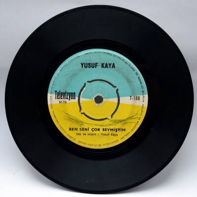 Yusuf Kaya - Ben Seni Çok Sevmiştim PLK4062 - 1
