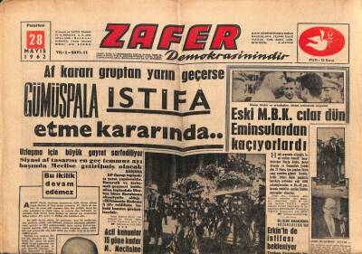 Zafer Gazetesi 28 Mayıs 1962 - Marlon Brando Yeni Filminde Bir Sefir Rolünü Canlandırıyor GZ113562 - 1